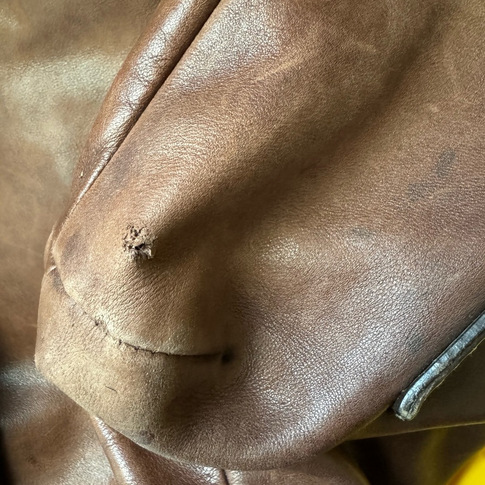 JOHN VARAVATOS Italian Leather Messenger Bag - Picture 12 of 16